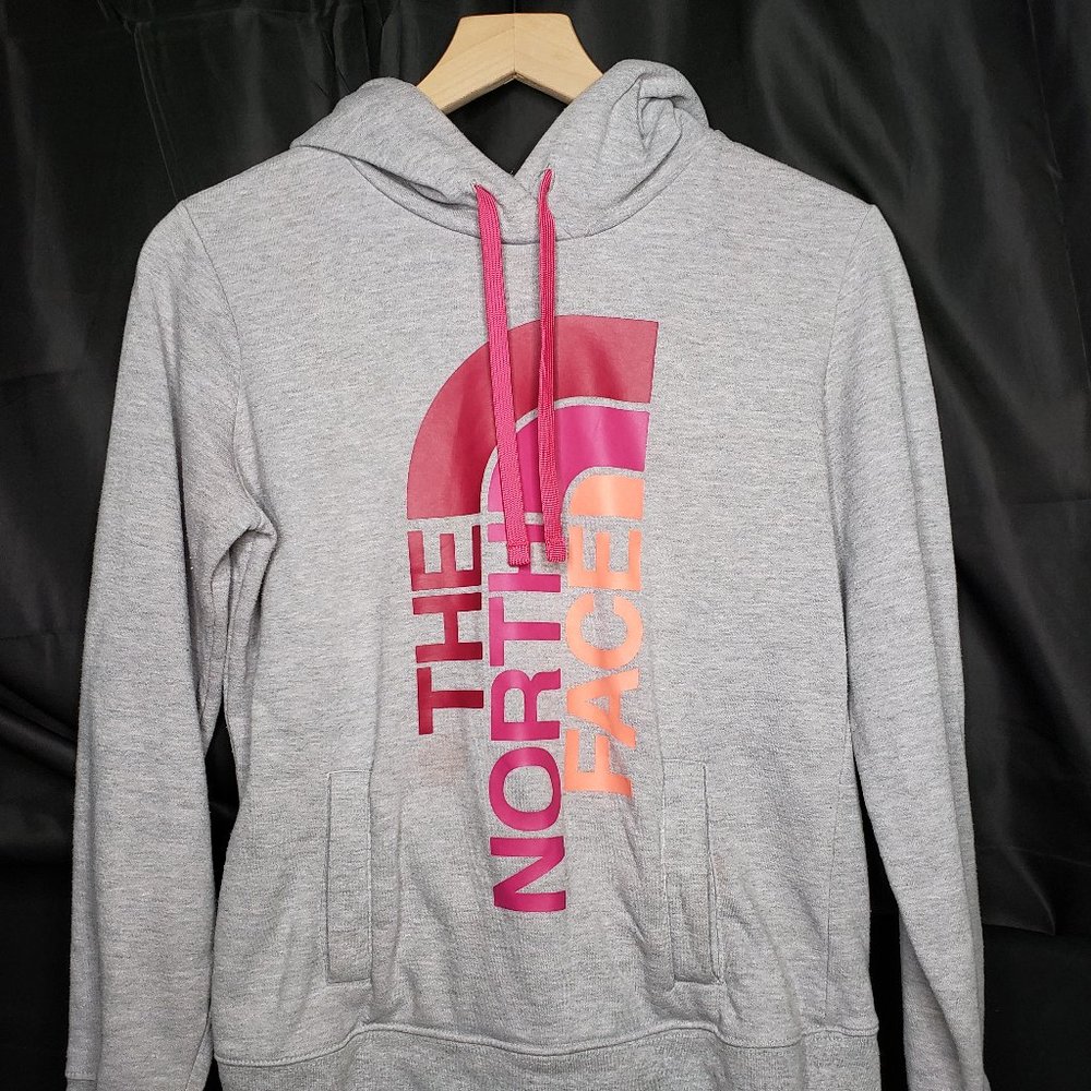 The North Face Woman's Pullover Sweater Sz Small